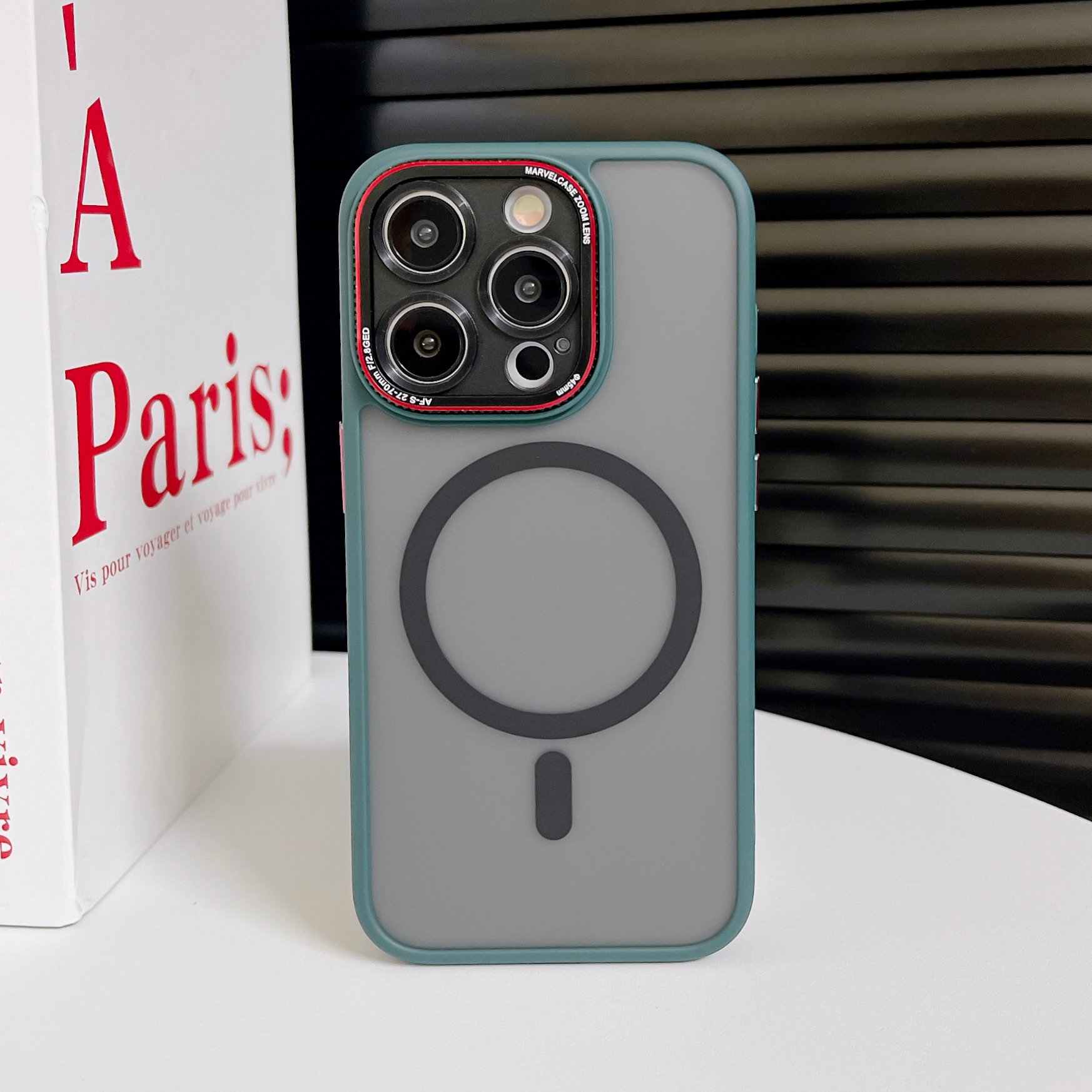 New Luxury Mobile Phone Cases in Candy Color Waterproof and Lai-ca Lens Frame With Magnetic for iPhone 16 15 14 13 Pro Max Plus