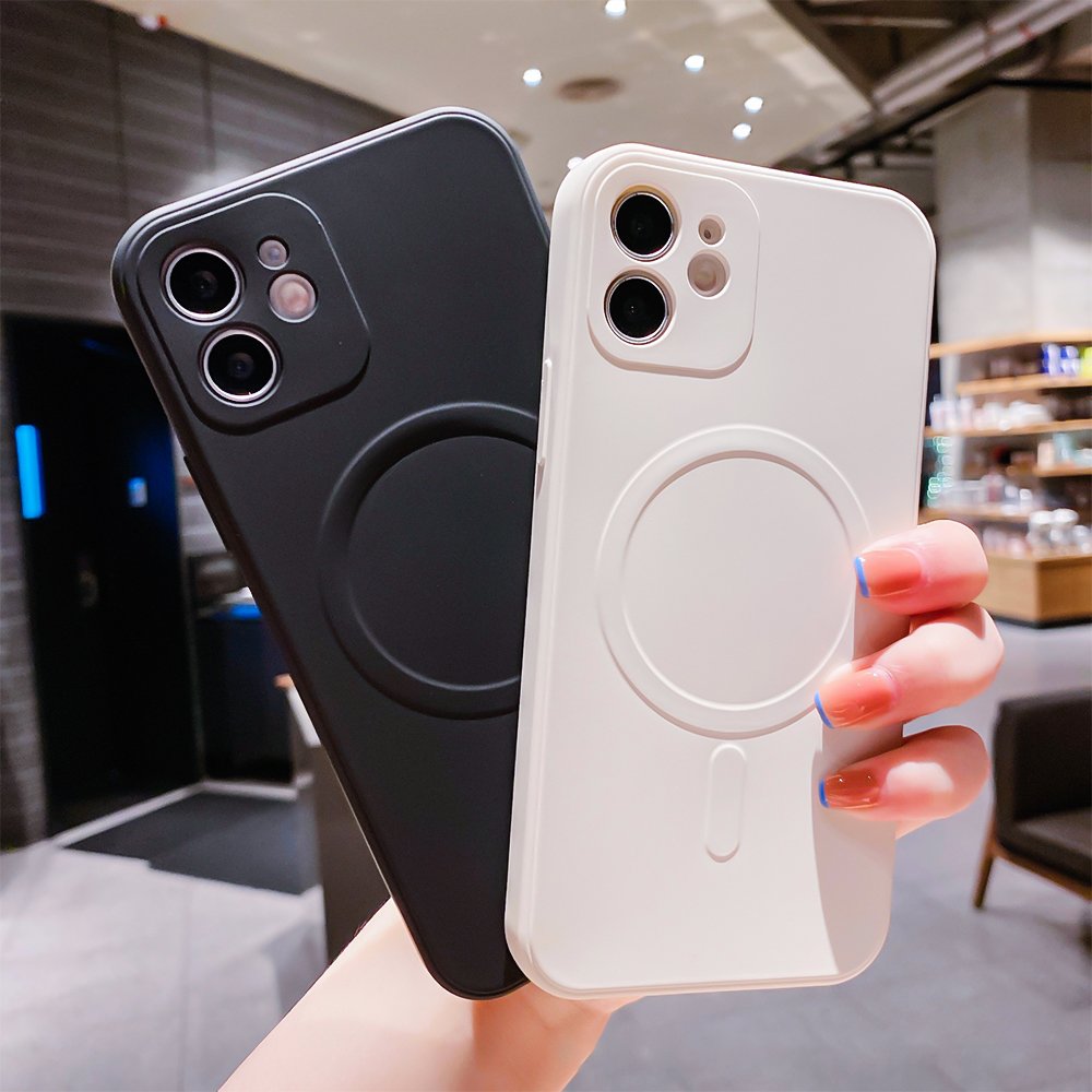 Magnetic Liquid Silicone TPU Phone Case For iPhone 15 pro max