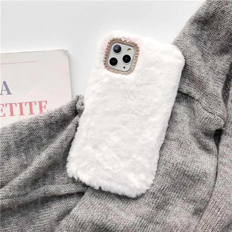 woman lovely winter furry soft touch warm color phone case for iphone 12 13 pro max,for iphone 13 phone case fur