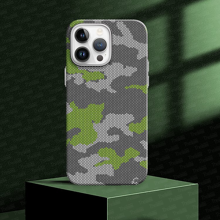 Camouflage Pattern Phone Cover For iPhone 14 13 12 11 Pro Max Luminescence Effect Mobile Phone Cases For iPhone 15 16 Pro Max