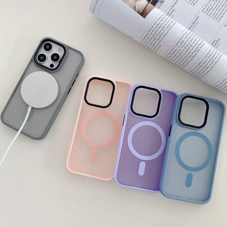 Mobile phone shell magnetic skin feeling matte translucent protective cover for iphone 15 16 Samsung Xiaomi