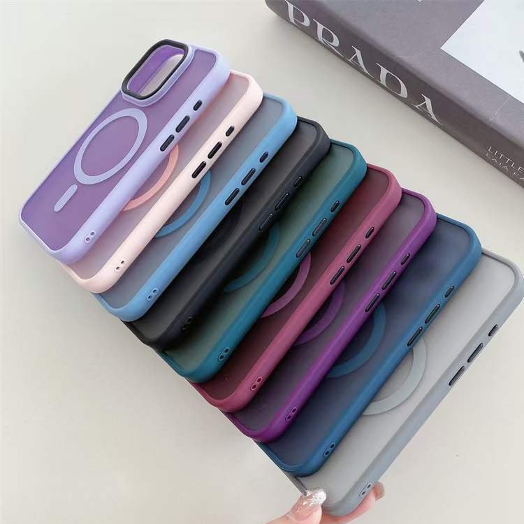 Mobile phone shell magnetic skin feeling matte translucent protective cover for iphone 15 16 Samsung Xiaomi