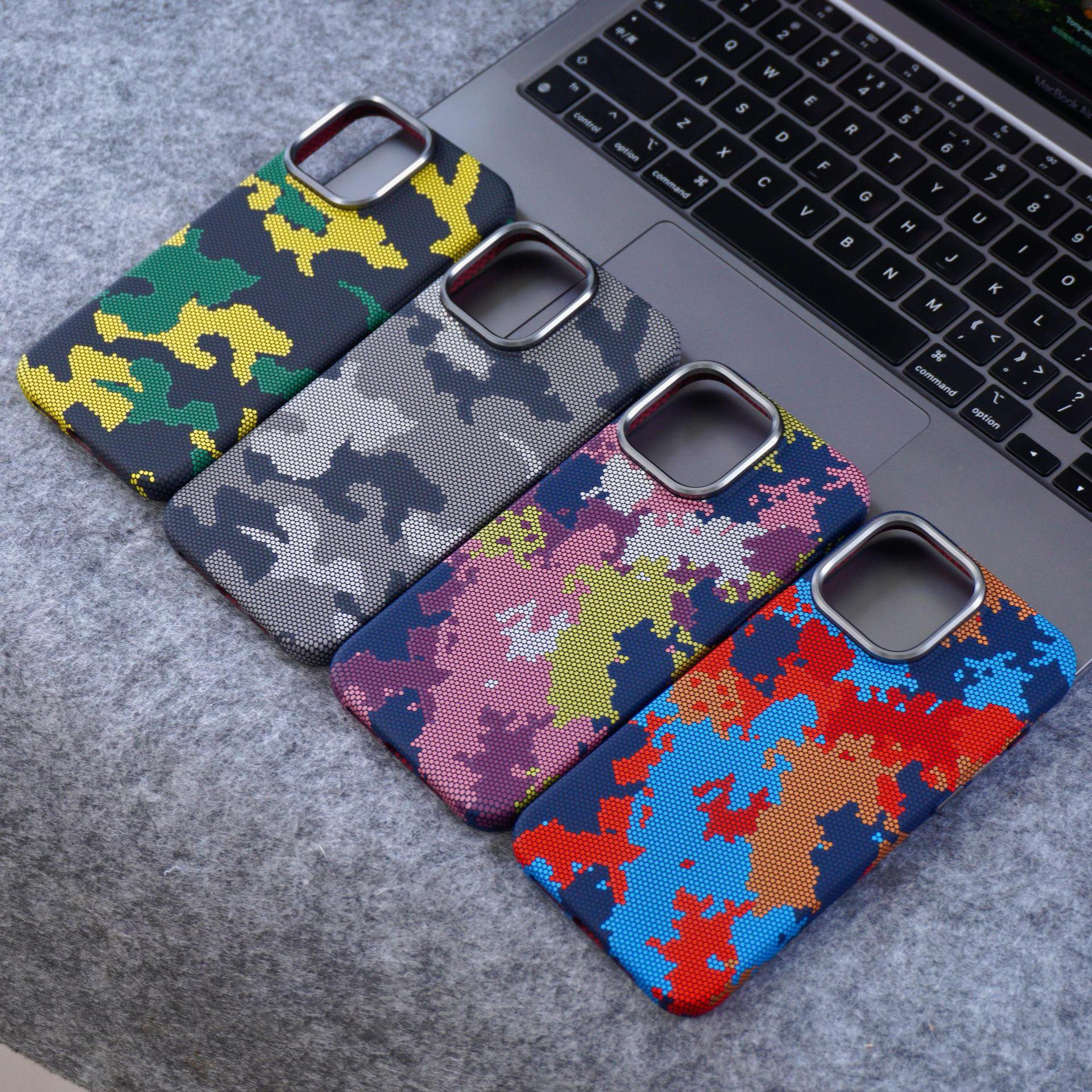 New Luxury Design Business Magnetic Shockproof Carbon PC Back Cover for iPhones 14 15 16 Pro Max 13 Mobile Phone Case accesory