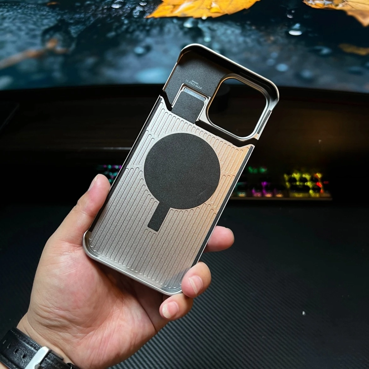New Fine Woven Aromatherapy Magnetic Phone Case For iPhone 15 14 Pro Max Aluminum Frameless Metal Shell Flannel Protection Cover