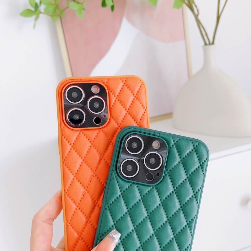 Luxury Fashion Diamond Leather Phone Case for iPhone 16 15 13 14 12 Pro 11 XR XS 8 7 Plus High Quality Protective Back Cover