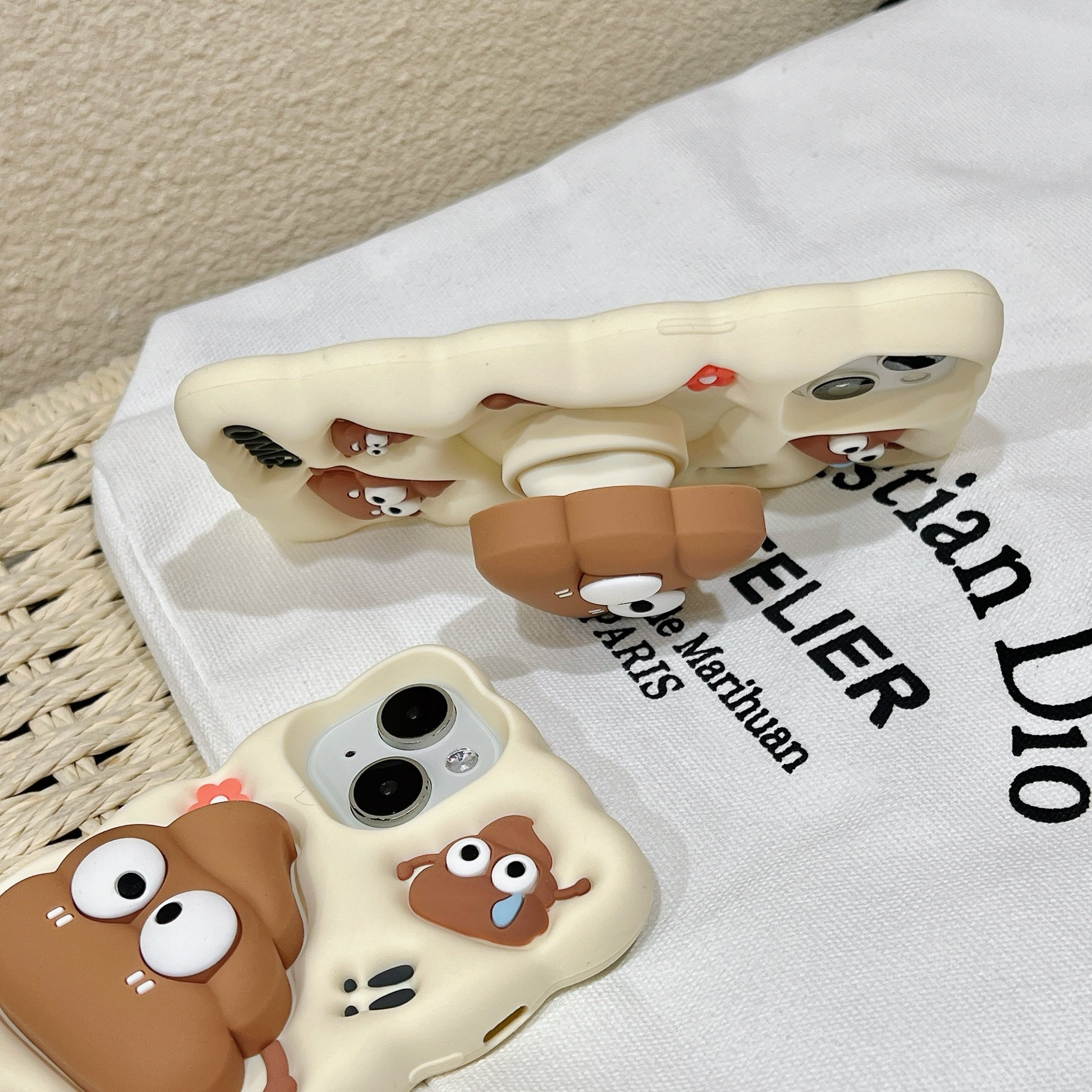 Fashion Cartoon Poop Retractable Stand Funny Silicone Shockproof Protective Phone Cover Case For Iphone 12 13 14 15 Pro Max