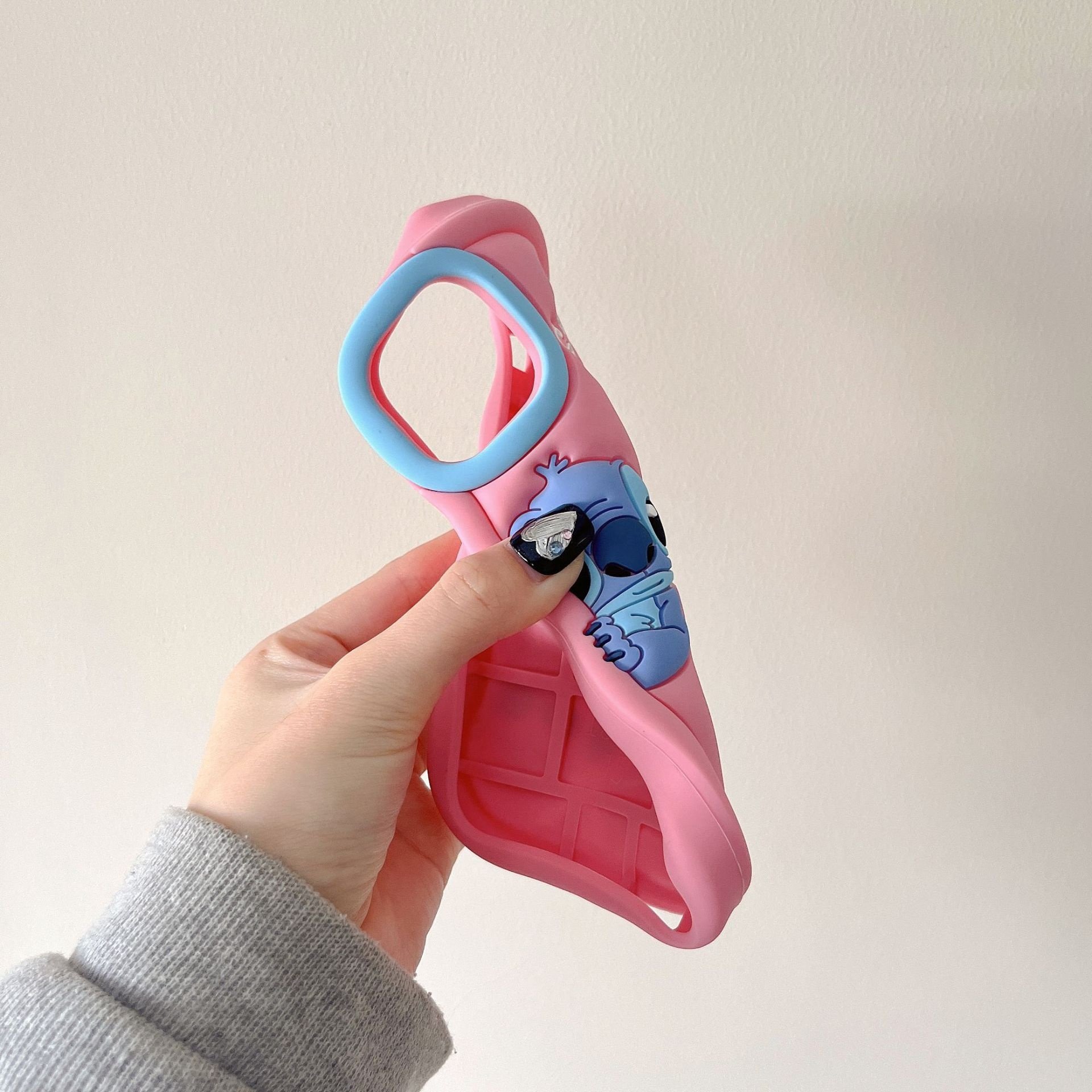 Soft Silicone Cute Shockproof 3D Stitch Cartoon Wavy Edge Back Cover for iphone 14 15 Pro Max Couple Mobile Phone Accessories