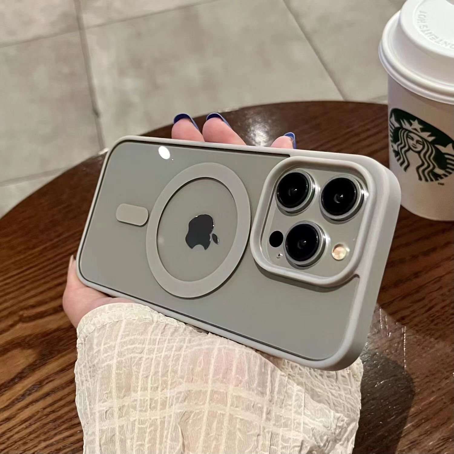 for Apple16PROmax matte magnetic suction with tail phone case iPhone14pro acrylic hard case 13 12 15 semi transparent large hole
