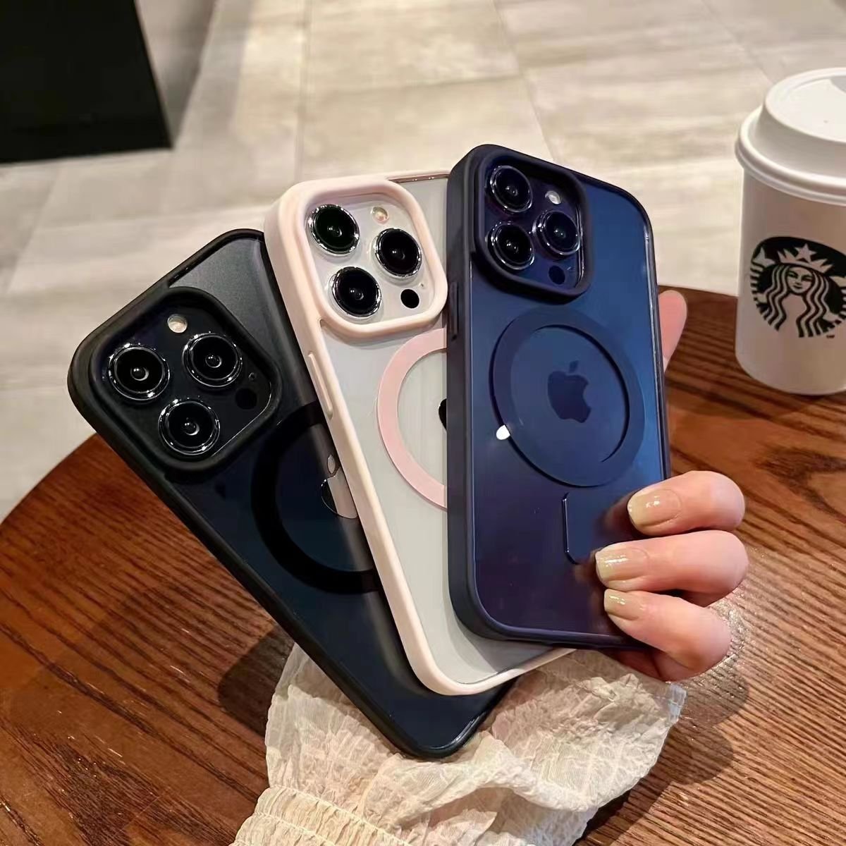 for Apple16PROmax matte magnetic suction with tail phone case iPhone14pro acrylic hard case 13 12 15 semi transparent large hole