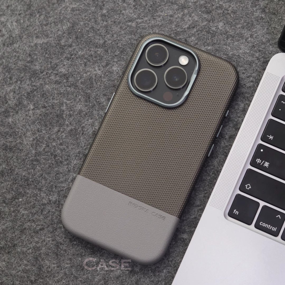 Luxury Designer Business Accessories Leather Mobile Phone Case for iPhone 14 Pro 13 15 16 Pro Max Back Cover Protective Fundas