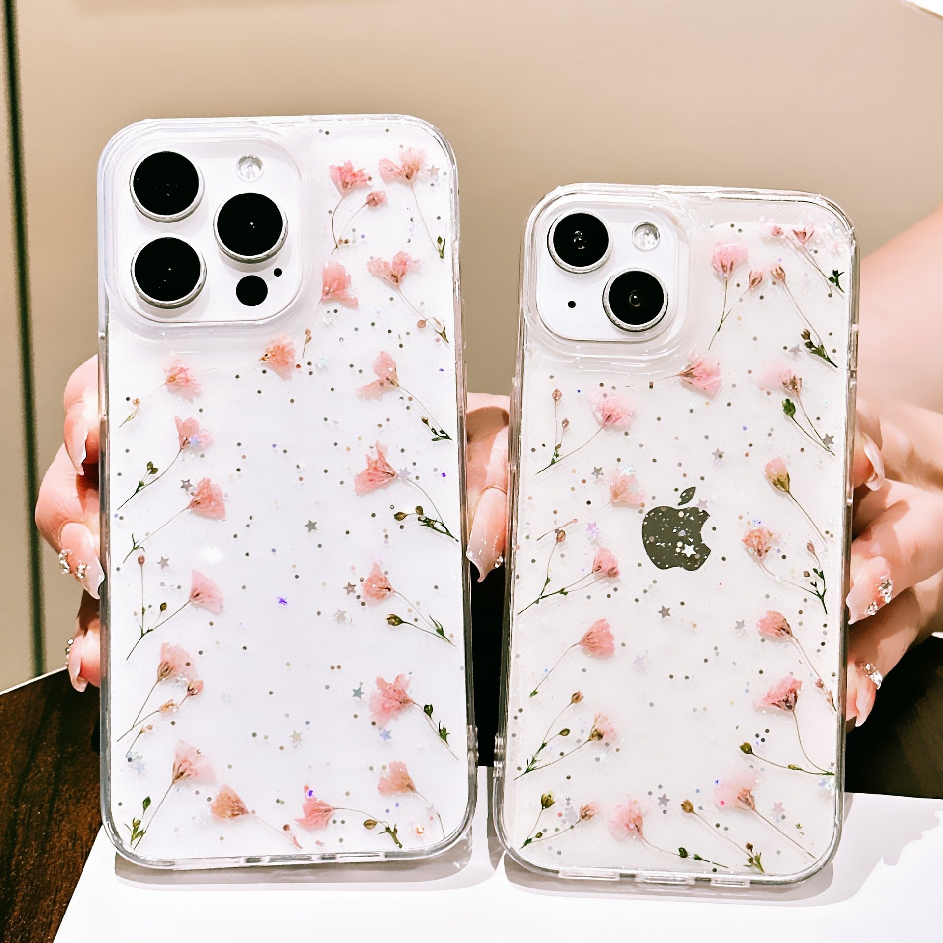 Transparent Glitter Epoxy Pressed Flower Mobile Phone Case for iPhone X XR 11 12 13 14 15 16 Pro Daisy Gypsophila Flower Cover