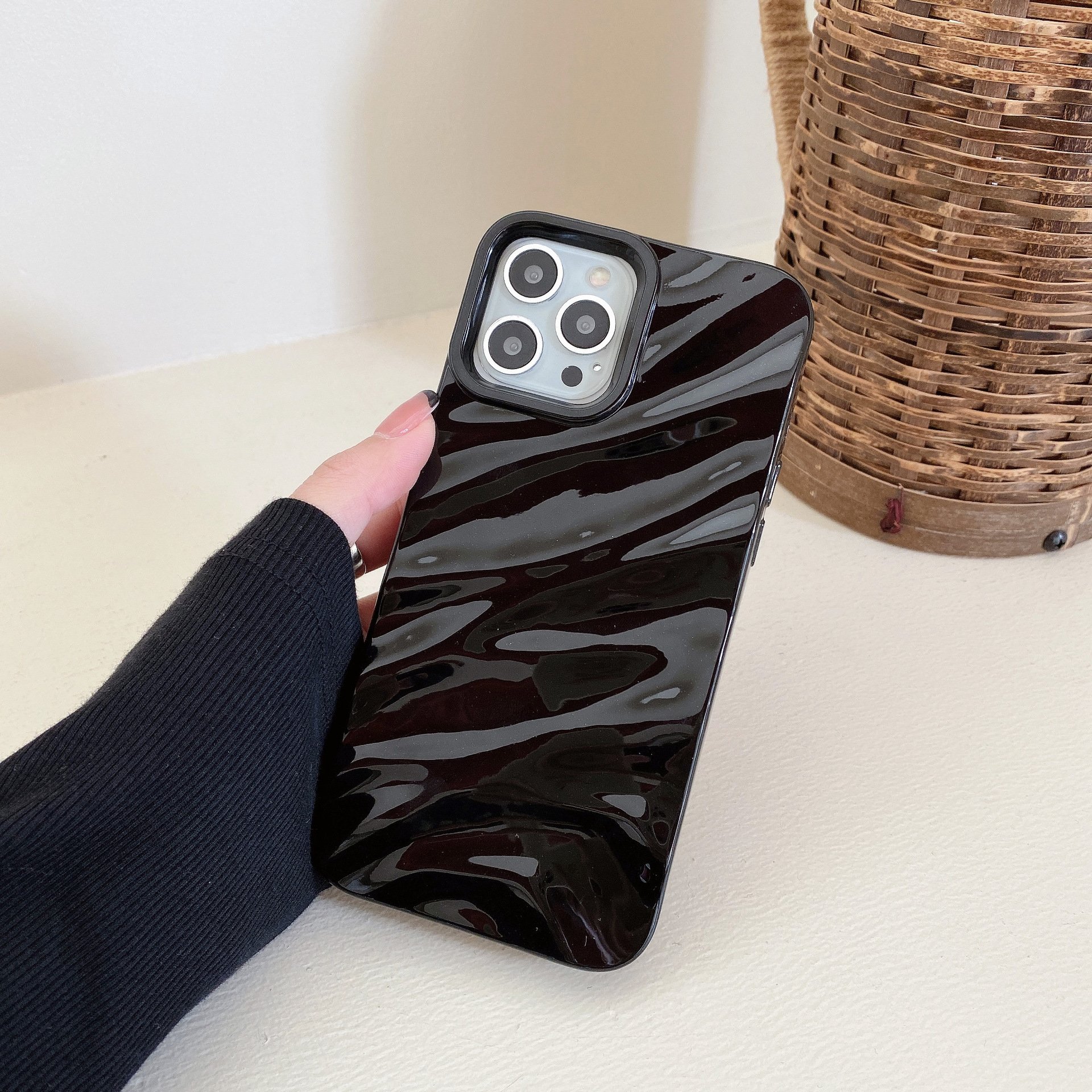 2024 New Style New Design Spot wholesale luxury simple designer logo pattern new case for iphone 15promax16 15 14 13 12 11