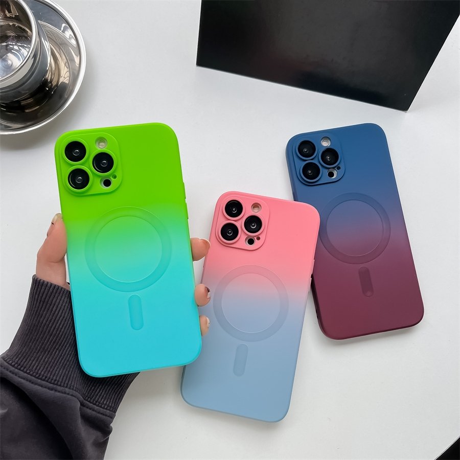 Factory Wholesale price hot sales magnetic mobile phone cases for phone 11 12 13 14 15promax trending phone cases