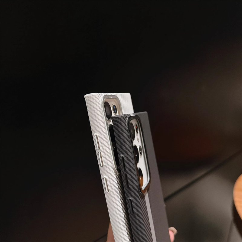 Luxury Metal Camera Frame Heat Pressing Carbon Fiber Stripes Magnetic Charging Phone Case For Samsung S22 Ultra S24 Plus S23