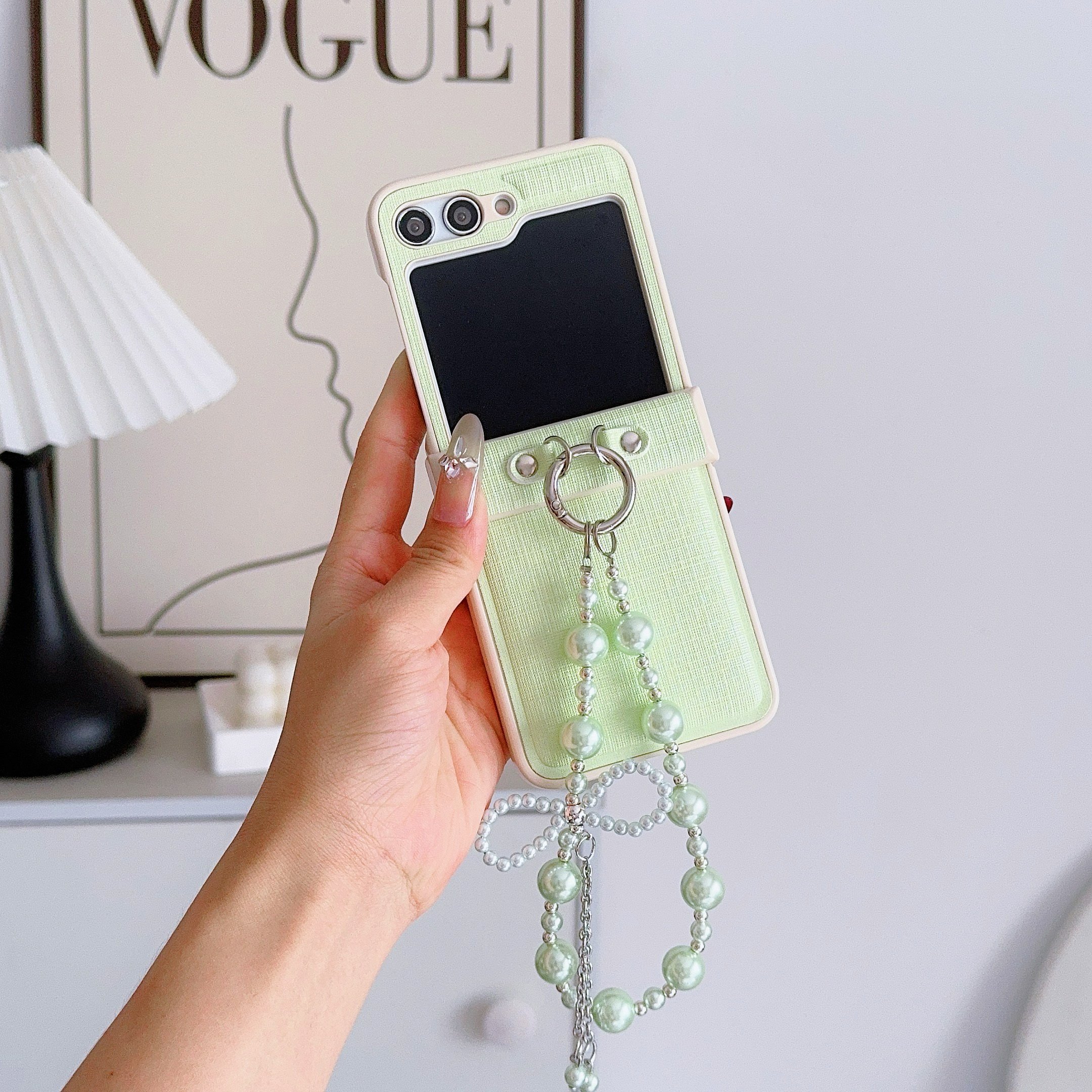Butterfly Tie Mobile Phone Cases With Pearl Hand Strap for Samsung Galaxy ZFLIP 6 5 4 3 Vivo XFLIP
