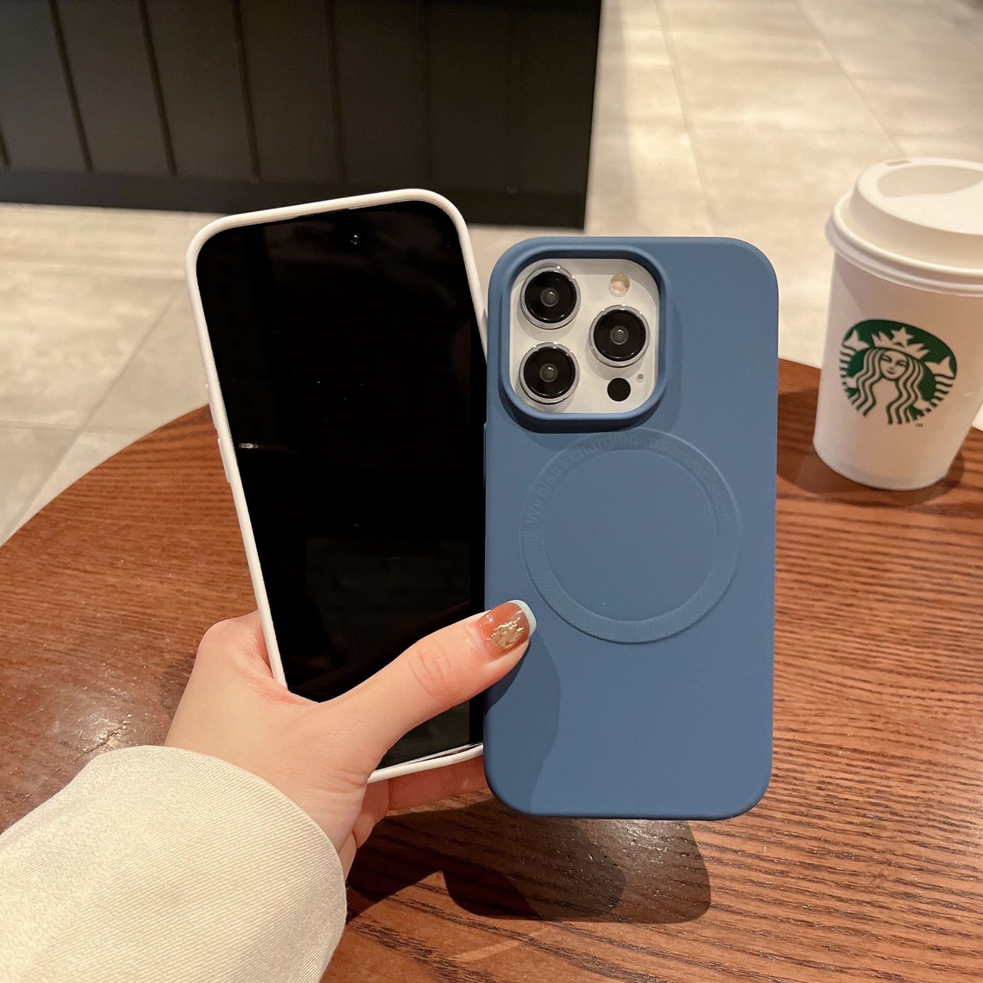 Cell Phone Cover Wholesale Wireless Charging Magnetic Silicone Latest Phone Cases for iPhone 15 14 13 12 Pro Max Box Packaging