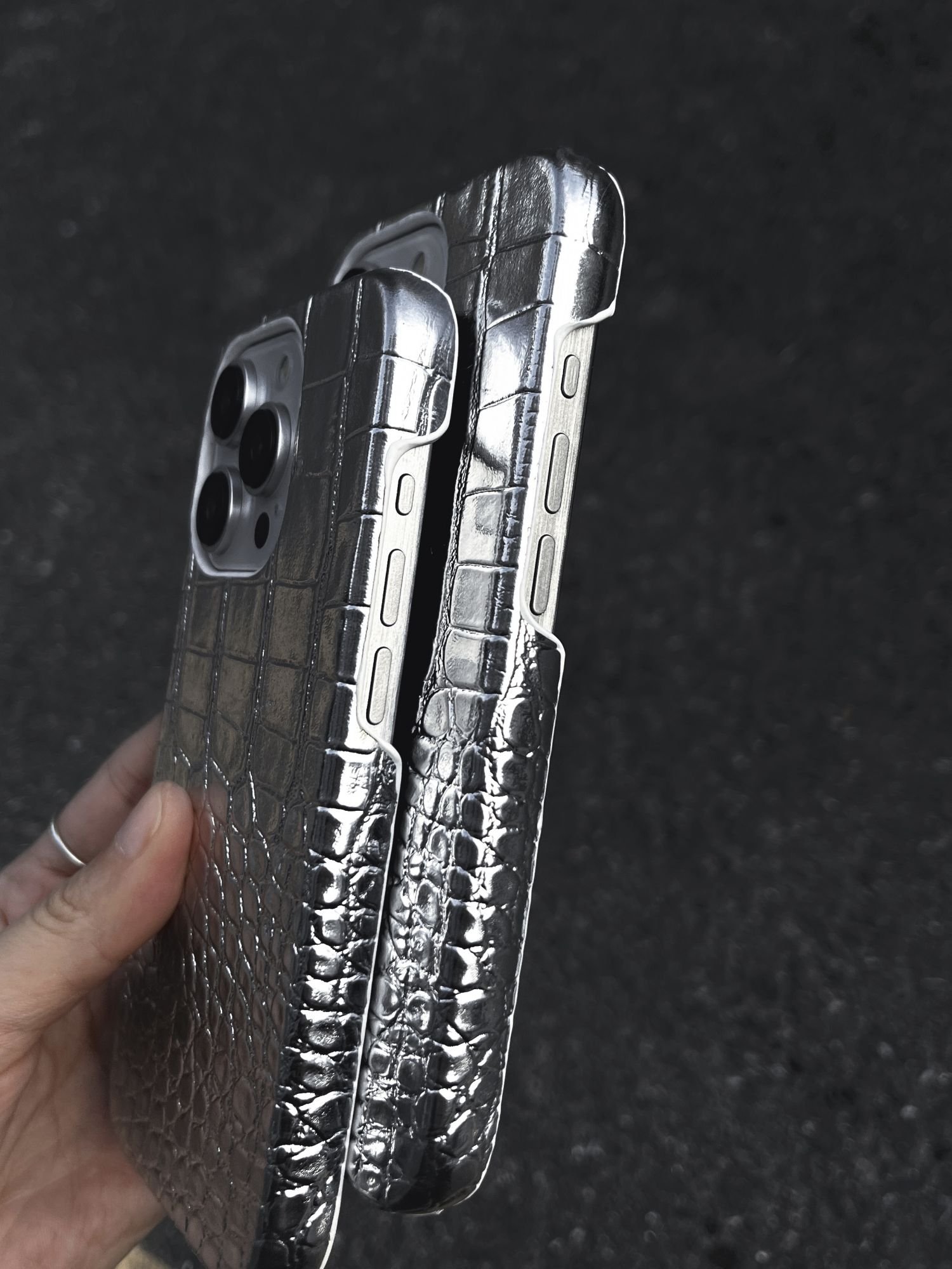 High Quality Silver Crocodile Patterned PU Leather Phone Case for iPhone 15 14 13 12 Pro Max 11