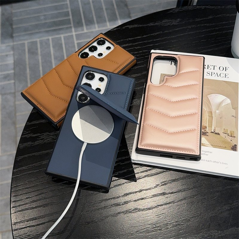 Luxury Down Jacket Magnetic PU Leather Phone Case For Samsung S23 S24 Ultra With Lnvisibility Stand Card Holder Shockproof Cover