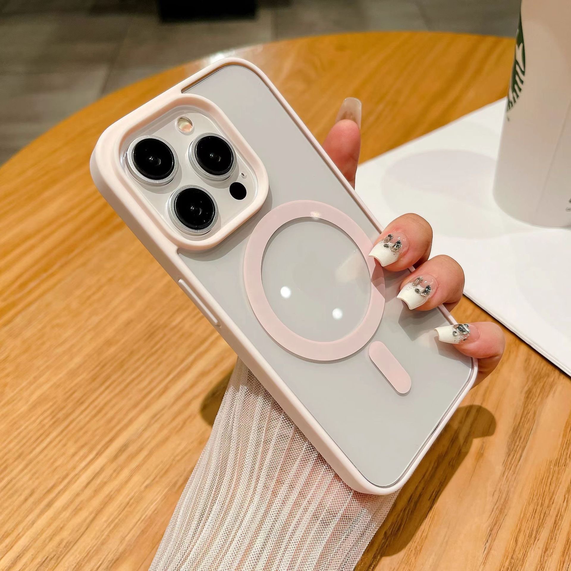 Magnetic Transparent Cell Phone Cases for iPhone 15 16 proMax Lens Protective Cover Soft Glue Wireless Charger Phone Accessories