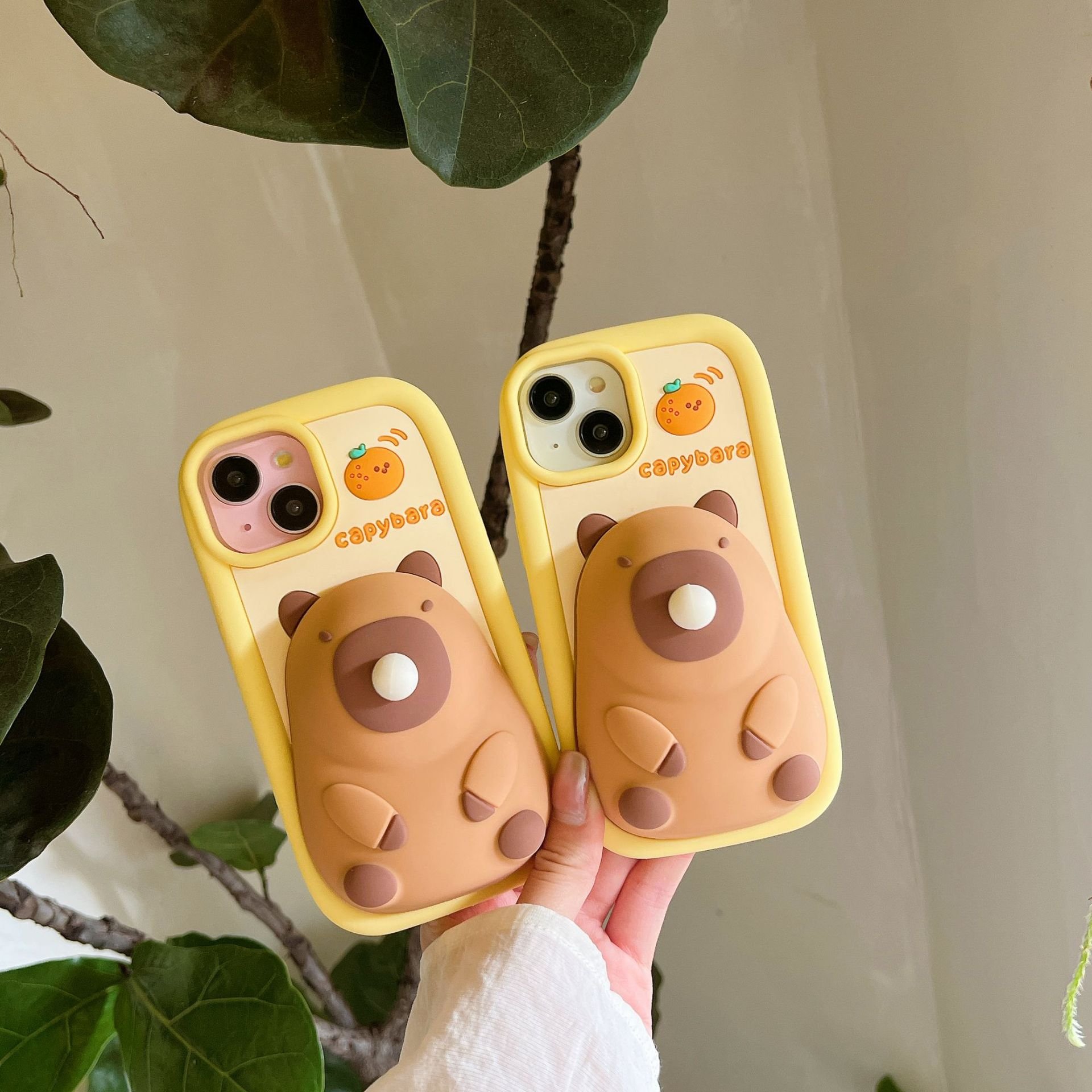 Cute capybara Blow bubbles Silicone Mobile Phone Case For iPhone 16 15 14 13 12 11 Pro max custom Cartoon Shockproof Back Cover