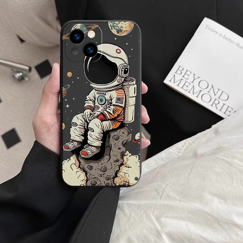 Trendy astronaut cover for iphone14promax case 13 15 mobile phone case soft shell anti-fall X cases niche