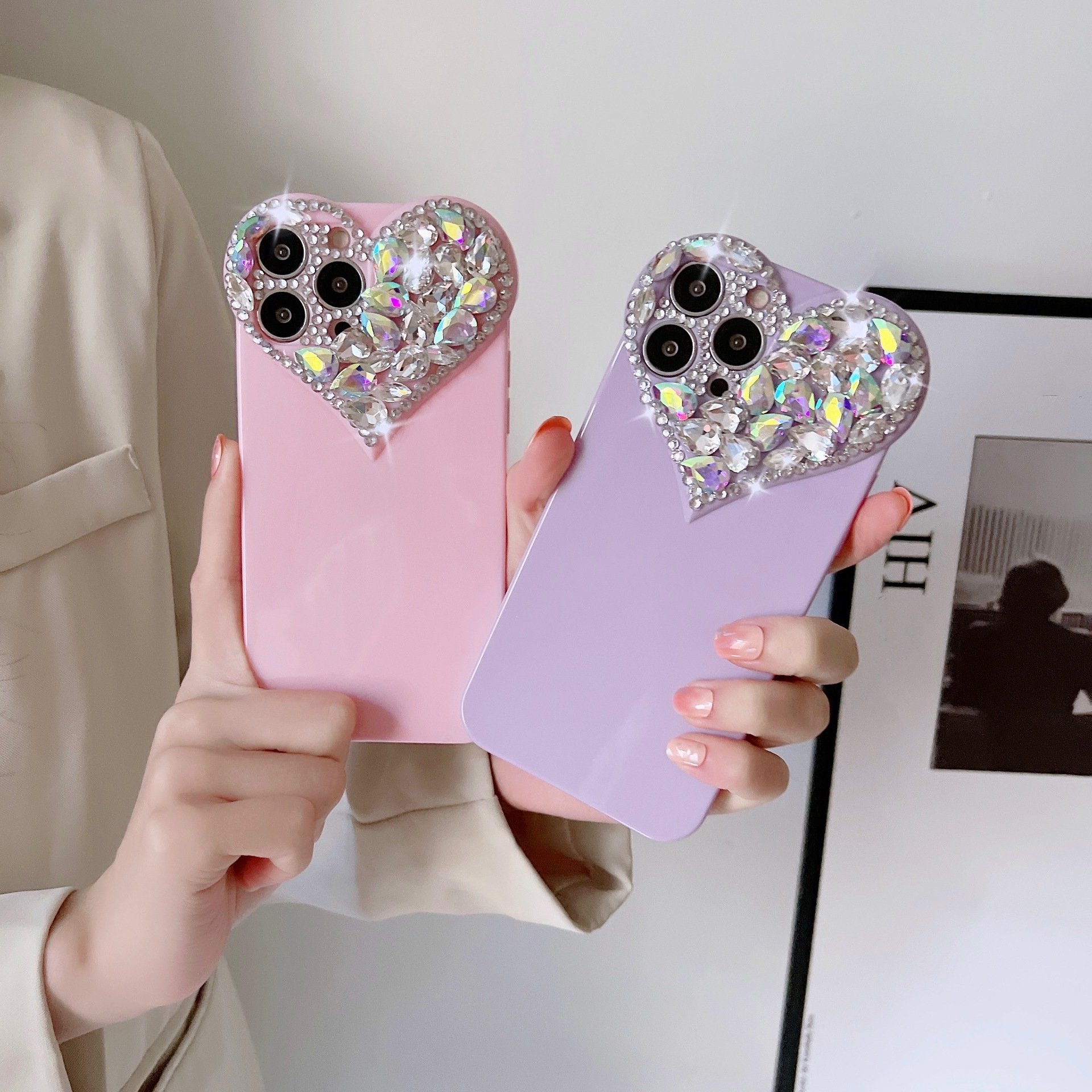 Women Luxury Diamond Mobile Phone Case Bling Heart Girls Cellphone Protect Back Cover Case For iPhone