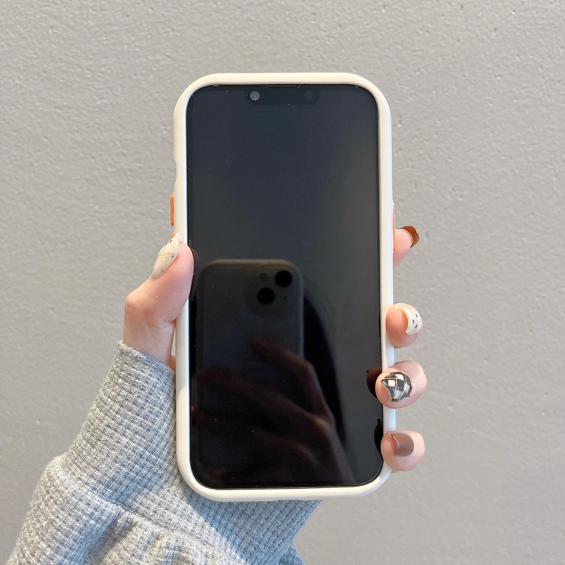High Quality Ins Style Full Screen Love Lamb Round Hole PU Leather Pattern Phone Case For iPhone 15 Phone Case