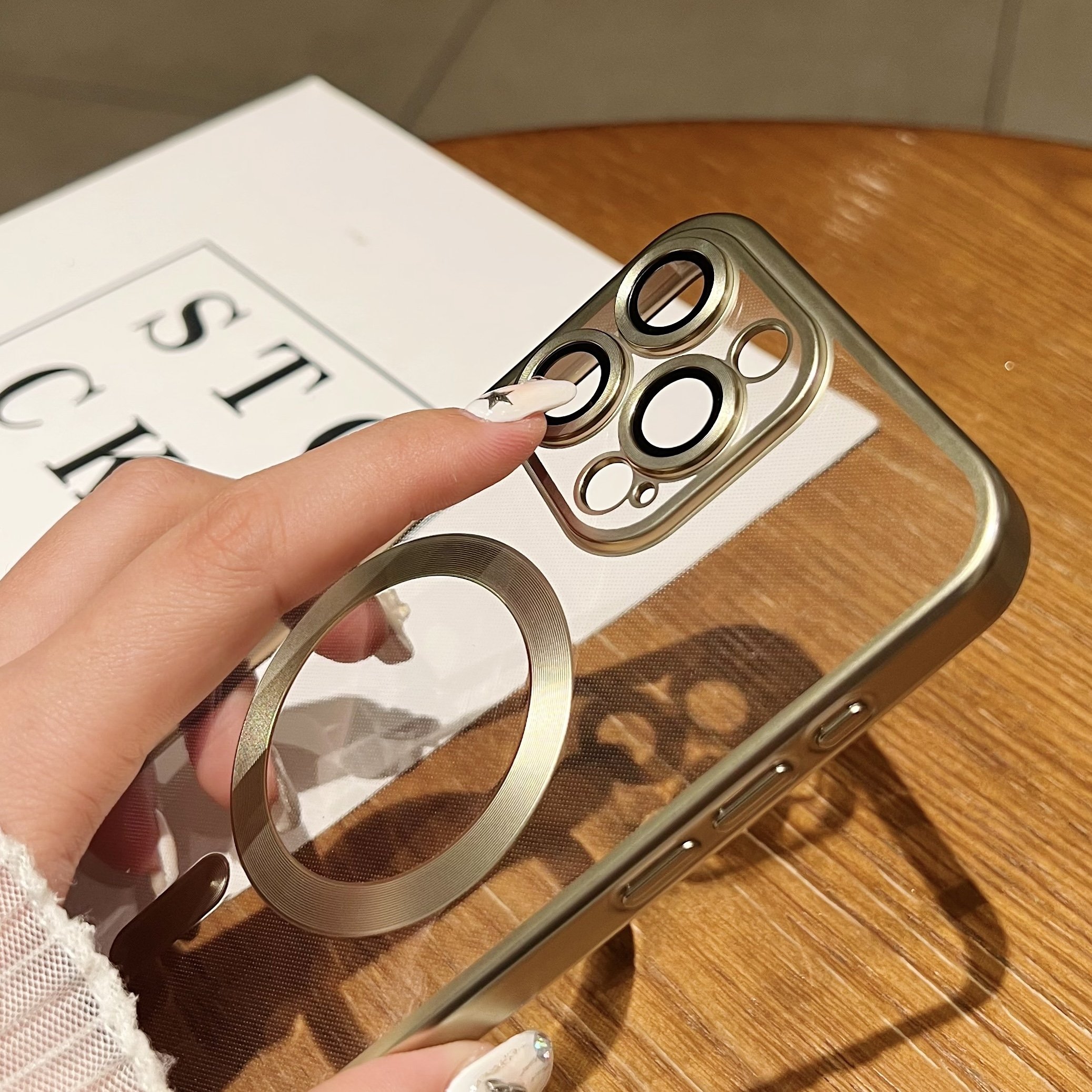 Titanium Color Luxury Magnetic Charging Soft Plating Tpu Transparent Phone Case Wholesale Cover For Iphone 16 15 Pro Max