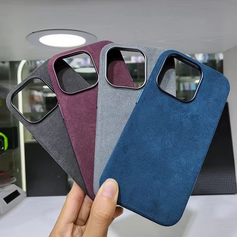 Premium Quality Custom Leather Mobile Phone Case with Strong Magnetic for iPhone12/13/14/15 Case for Alcantara