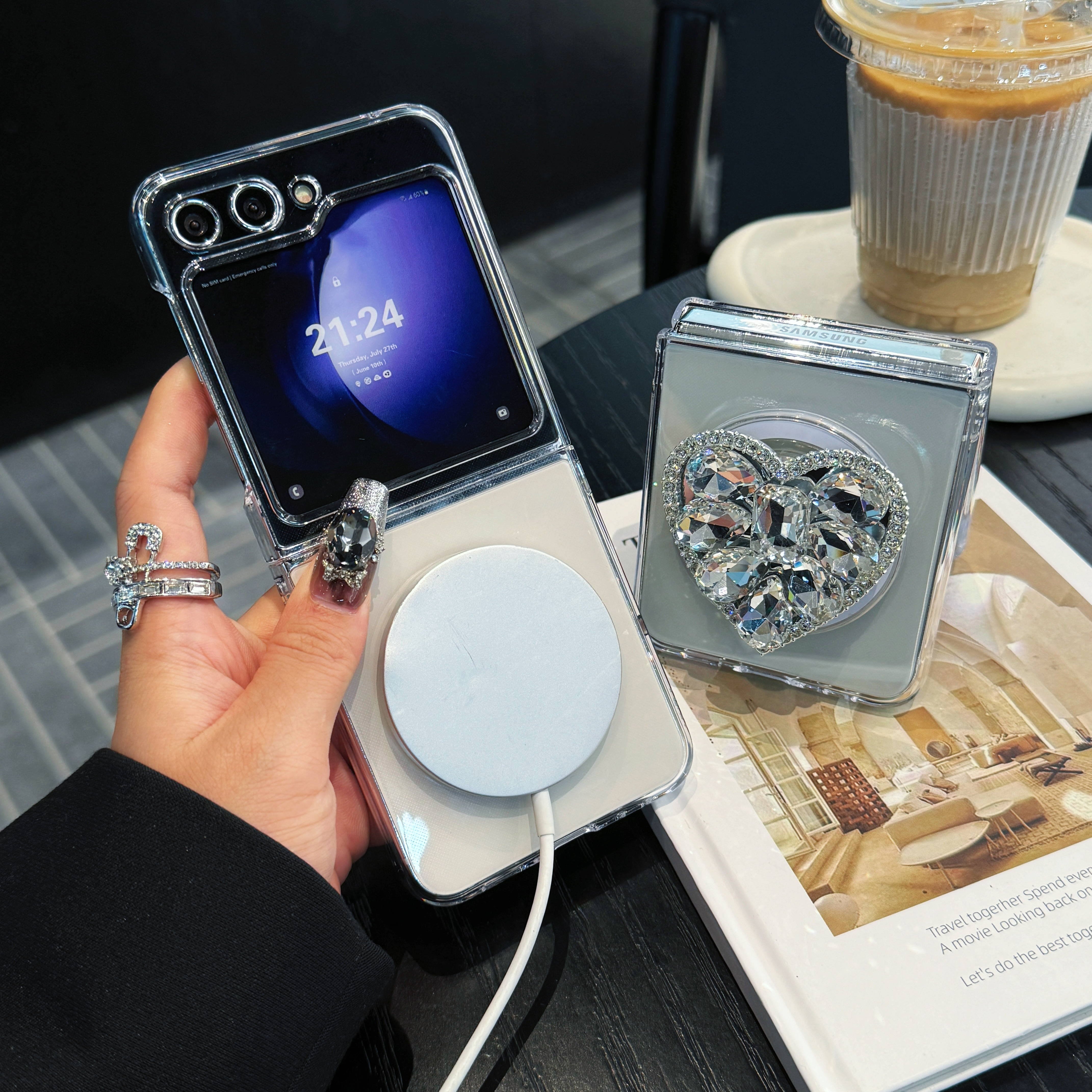 2024 TPU Magnetic Transparent Mobile Phone Cases With Magnetic Large Diamond Heart for Samsung Galaxy ZFLIP 6 5 4 3