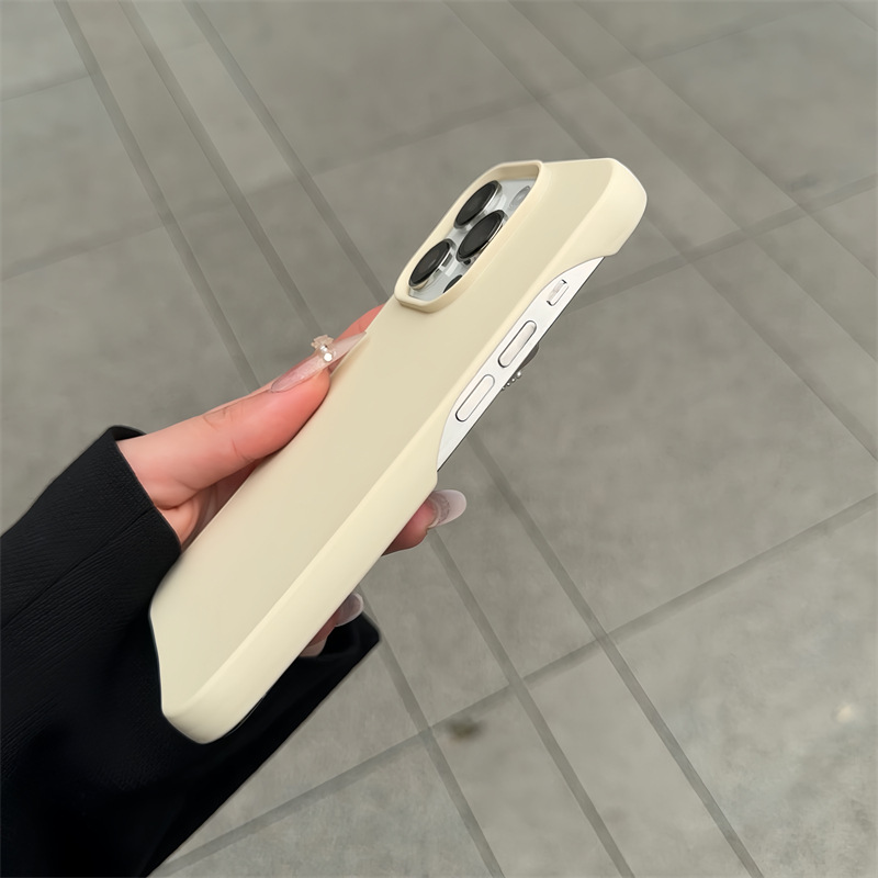 BAILI factory ins hot sells solid color silicone scrub ultra-thin soft bezel-less protective phone case for Iphone 16 Pro max 15