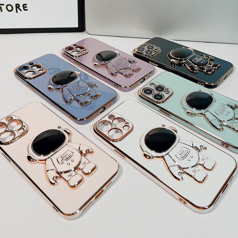 Luxury Case For Iphone 14 13 12 11 Pro Max Cover Custom Silicone Phone Case With Astronaut Phone Holder Stand