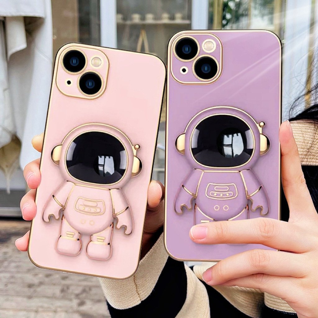 Luxury Case For Iphone 14 13 12 11 Pro Max Cover Custom Silicone Phone Case With Astronaut Phone Holder Stand
