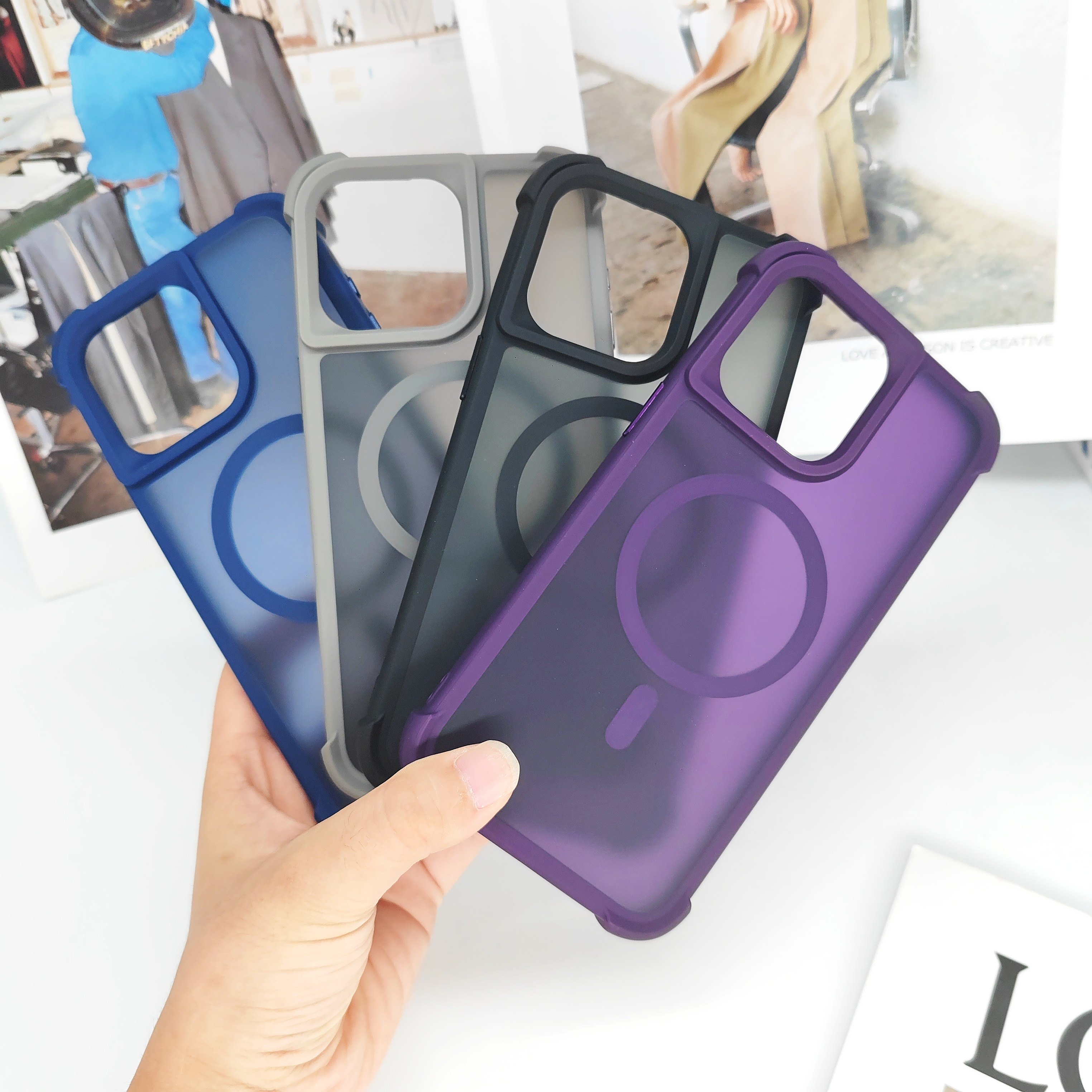 Phone Case For IPhone 15 16 Pro Max Magnetic Wireless Charge Custom Translucence Mobile Cover For IPhone 15 16 Pro