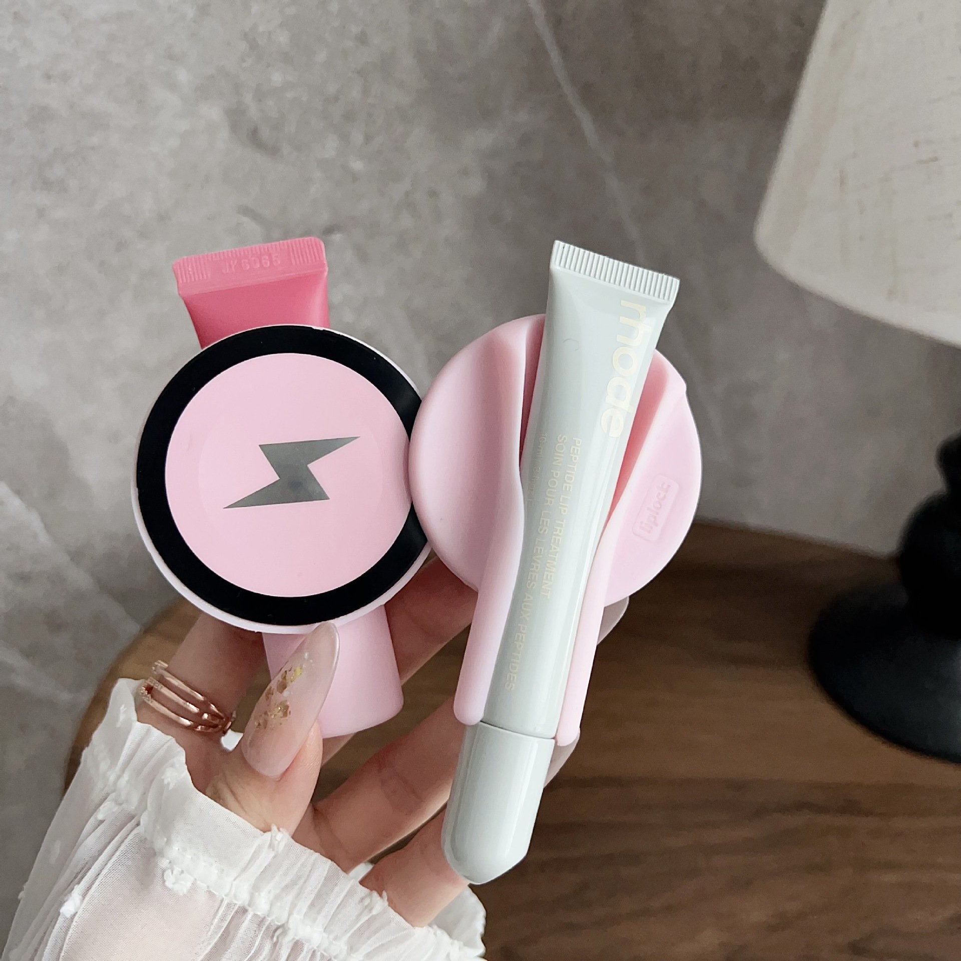Hot Selling Silicone Mouth Red Lip Glaze Lipstick Mobile Phone Case Holder Silicone Case Protective Case