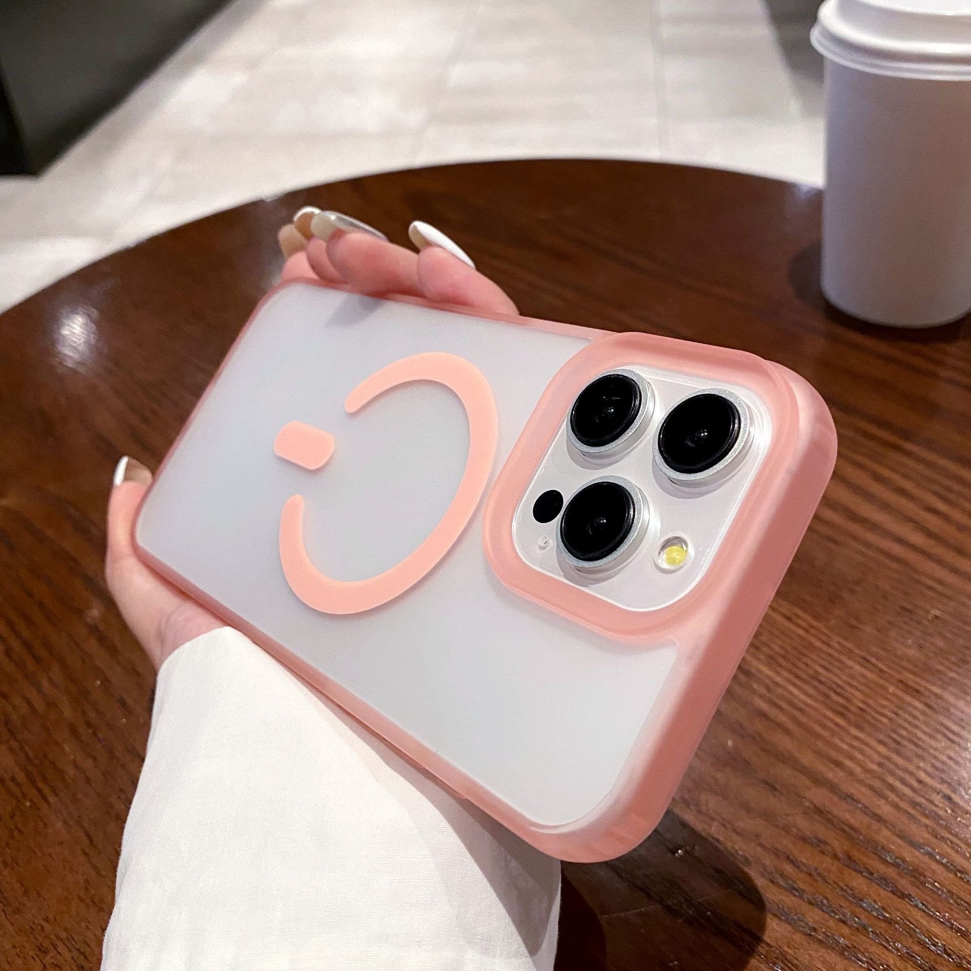 Candy Color Luxury PC Frost Matte Translucent Shockproof Magnetic Mobile Phone Case for iPhone 15 Pro Max 14 Plus 13 12 Pro 11