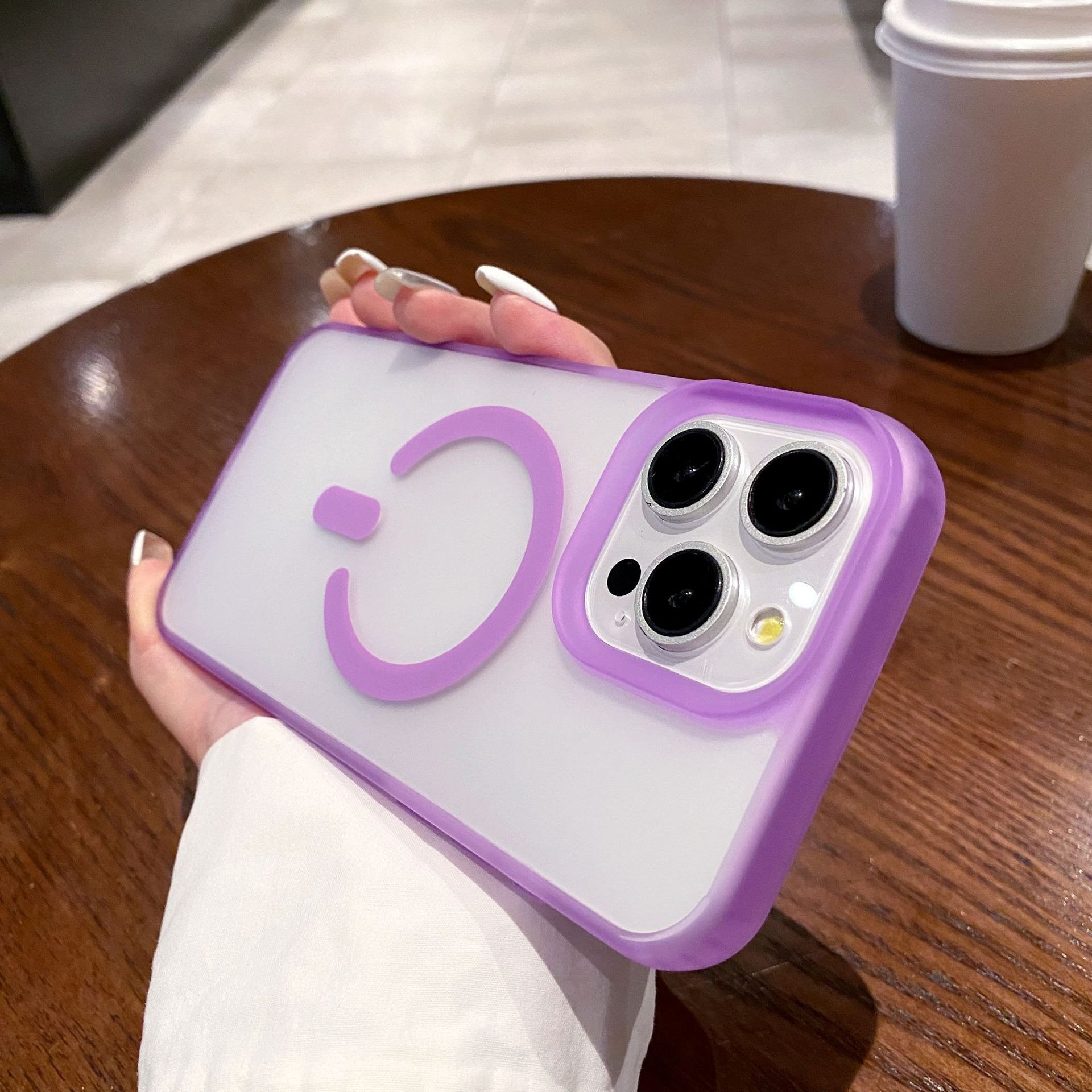 Candy Color Luxury PC Frost Matte Translucent Shockproof Magnetic Mobile Phone Case for iPhone 15 Pro Max 14 Plus 13 12 Pro 11