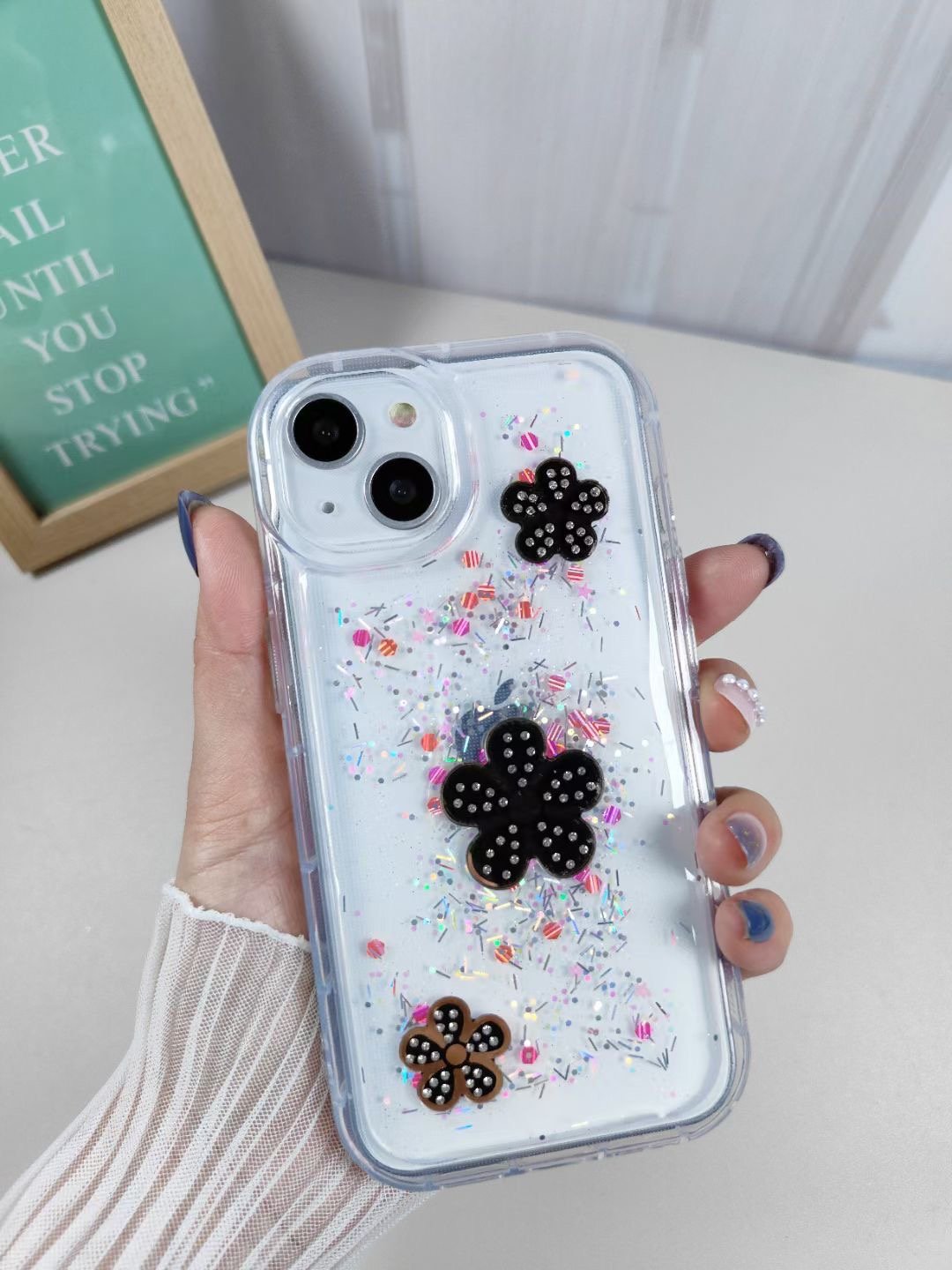 Creative Funny Cute Yellow Soft TPU Back Cover Fashionable Mobile Phone Case for Pro Max Multiple Models with Wallet Feature