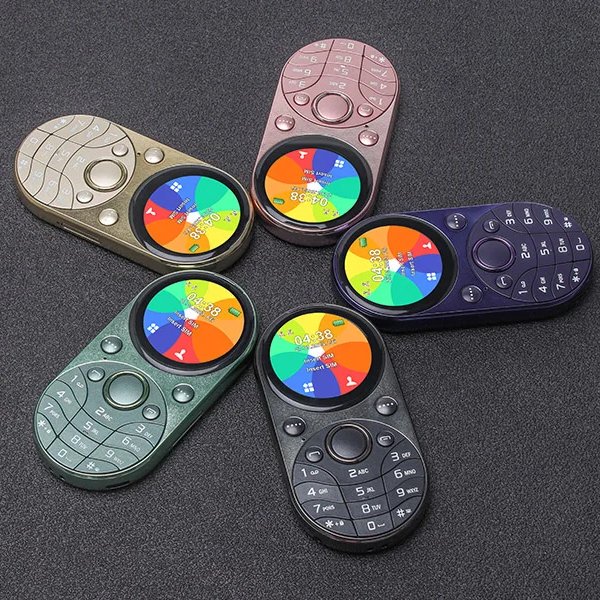 Compact Metal Keypad Phone with 1.39 Inch Round LCD Dual SIM Card Dual Standby 800mAh Big Battery GSM Cellular