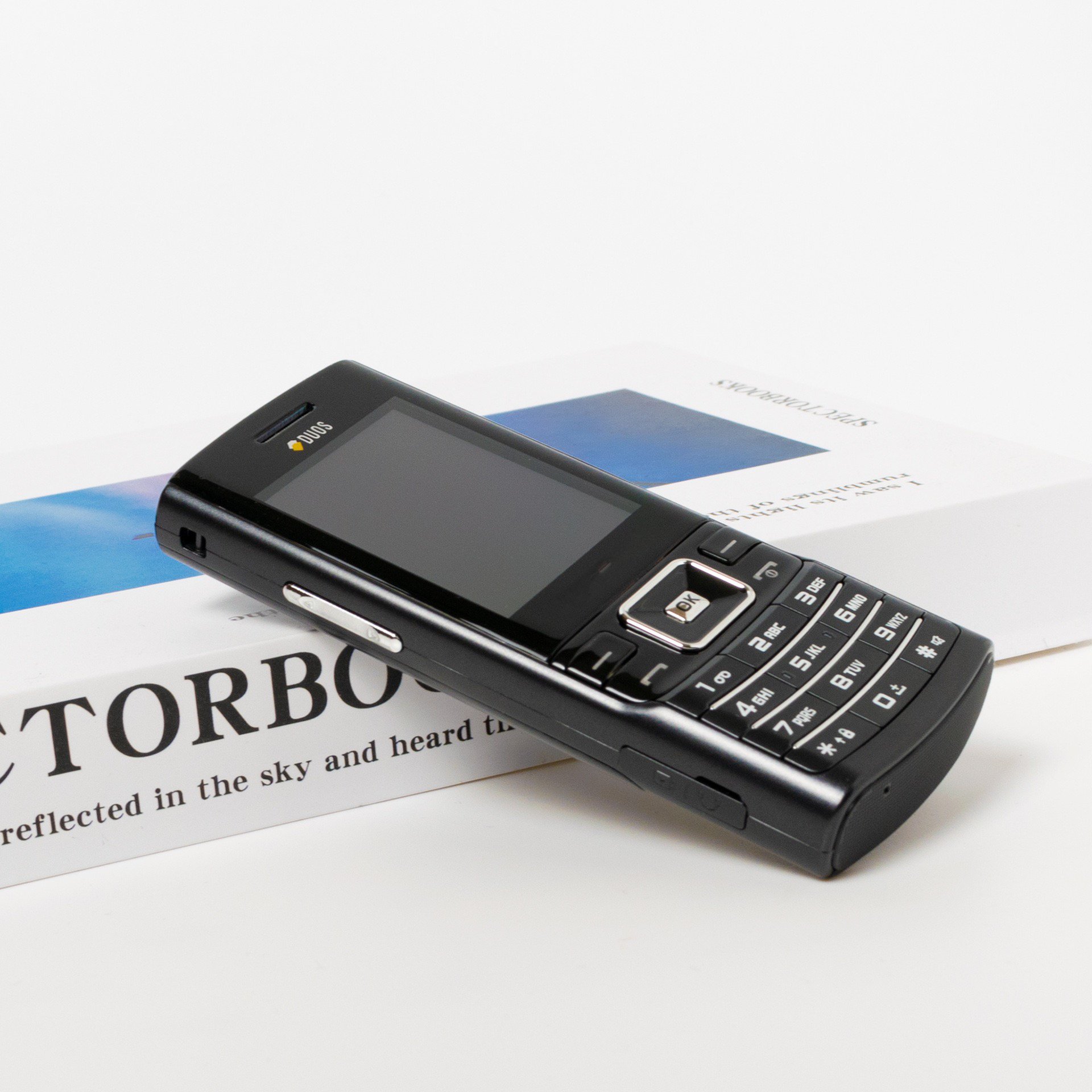 Cross-border mobile phone D780 GSM non-smart phone key dual card elderly key machine non-smart small mobile phone
