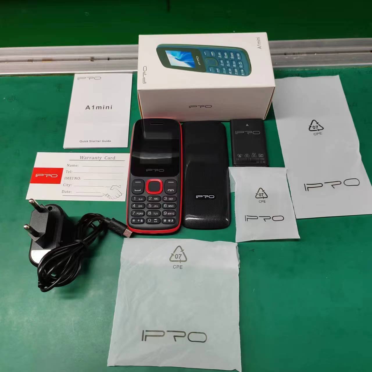 2024 Low End Phone Bar Feature Phone Wholesale Cheap Keypad Mobile Phones