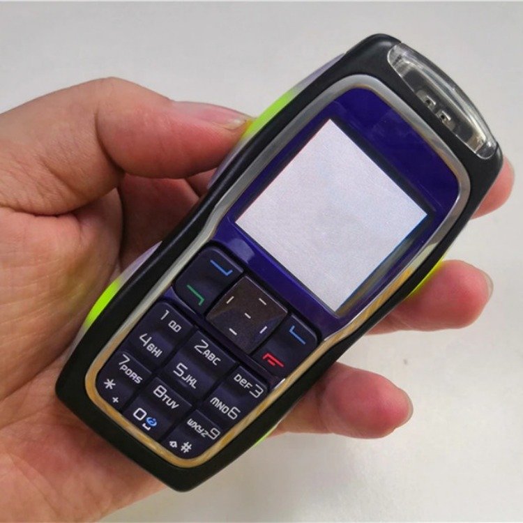 Mobile phone with keypad 3220 Super Cheap Simple Classic Bar Mobile Cell Phone