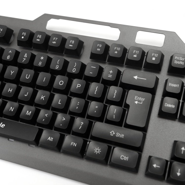 Former Cattle K821M Qwerty Keyboard with Holder for Mobile Phones and Lighter