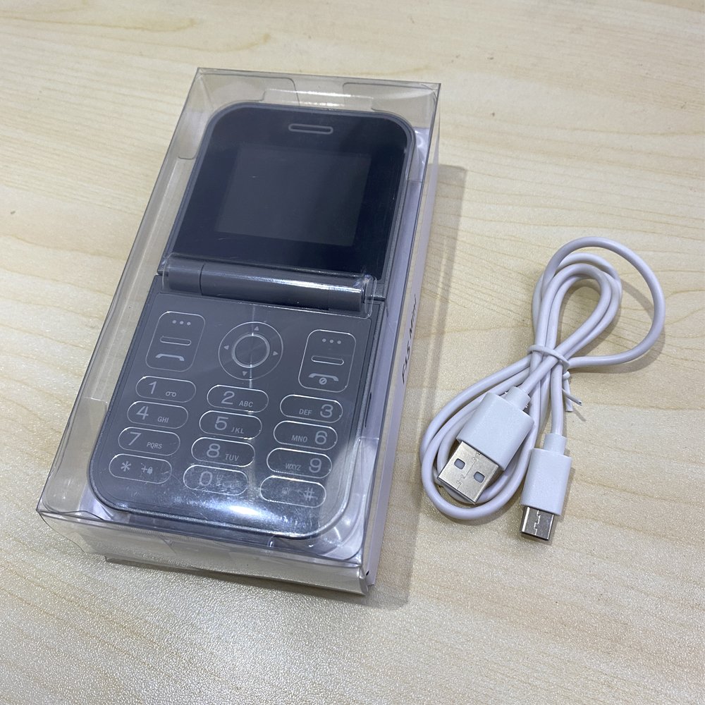 GSM Flip Mobile Phone New F15 mini 2SIM keypad 2.0 inch Foldable cell phone 2G FM Small Flip Phone