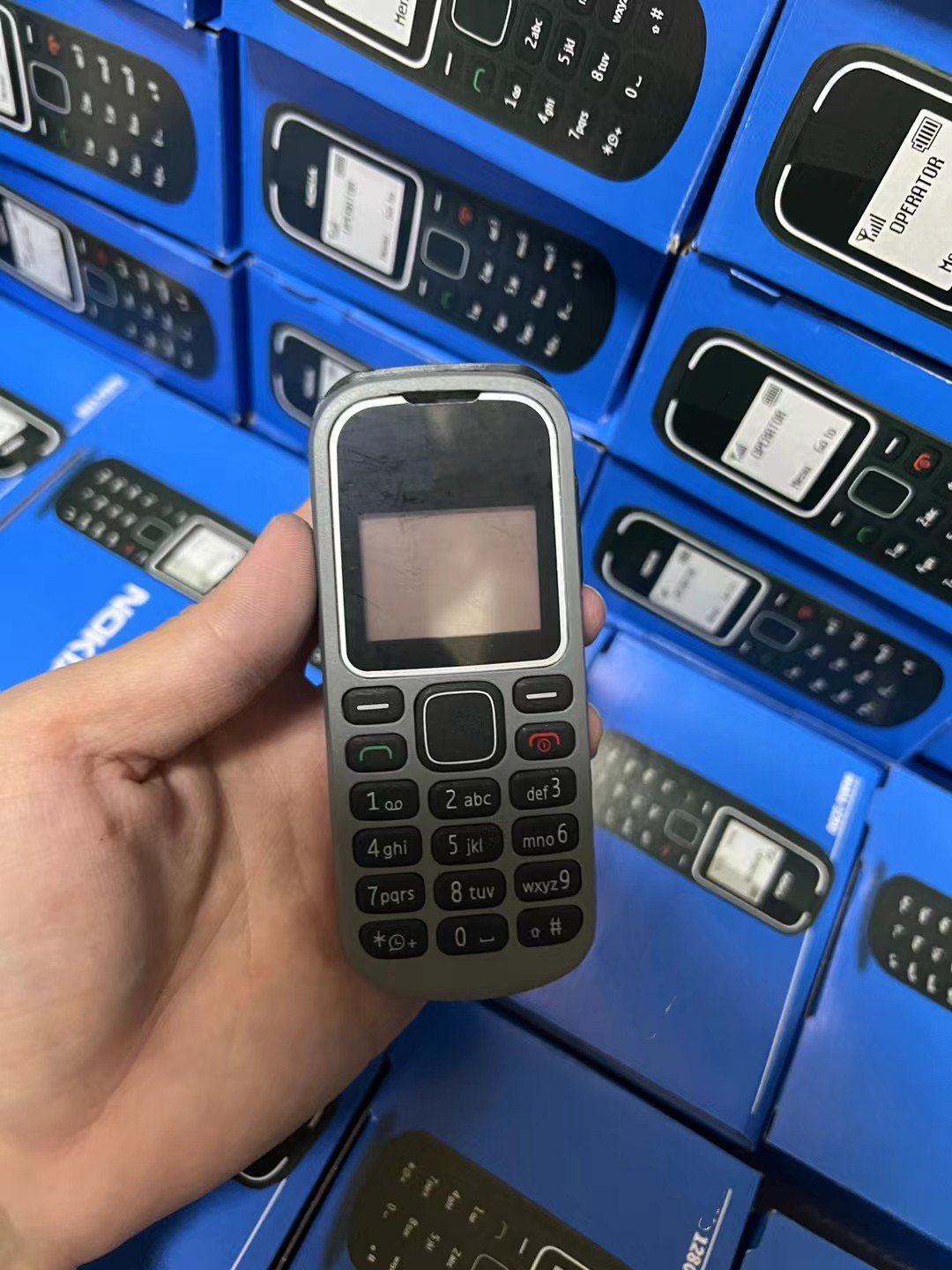 Cross-border mobile phone 1280 GSM 2G elderly phone bar button standby elderly non-intelligent foreign trade mobile phone