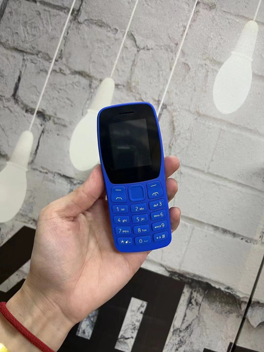 105 (2022 version) 2g keypad mobile phone Dual sim card standby keyboard feature phone