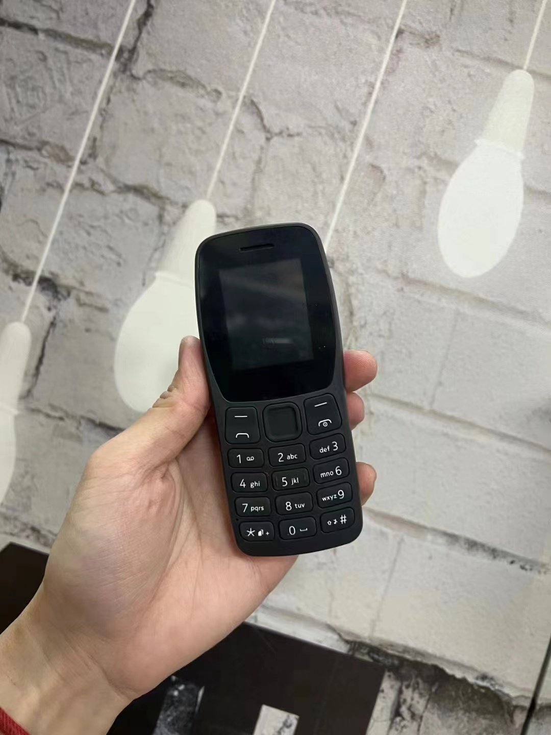 105 (2022 version) 2g keypad mobile phone Dual sim card standby keyboard feature phone