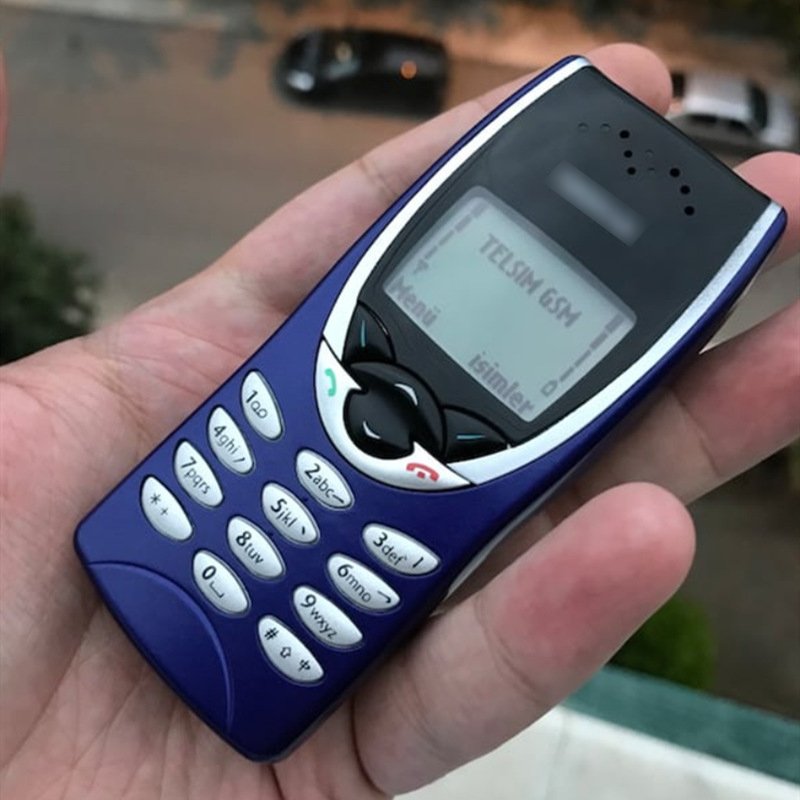 8210 2G GSM Feature Phone Non-intelligent Bar Keypad Small Mobile Phone Students Seniors Phone