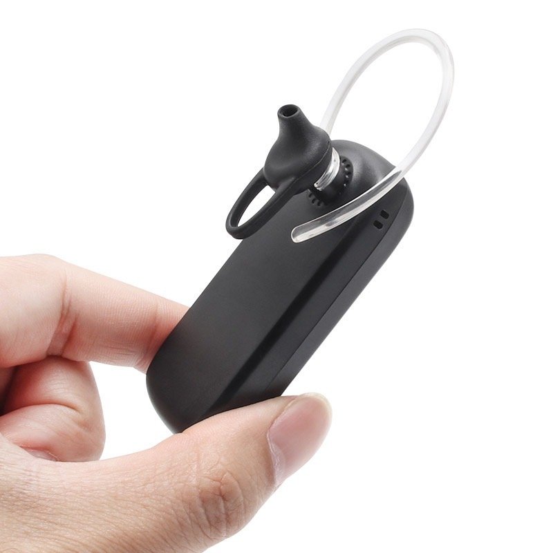 Cross-border mobile phone BM70 GSM 2G non-smart button bar mini hanging ear dual card student small mobile phone