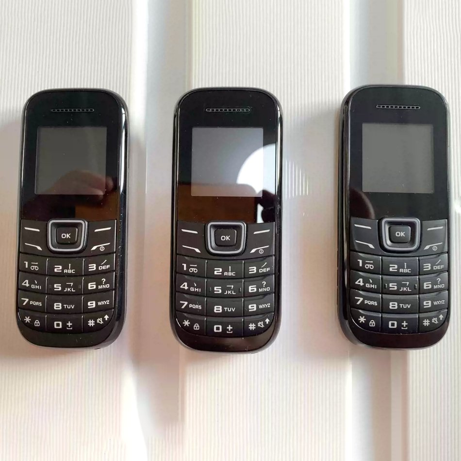 Cheap phone E1200 1.52 inches Bar feature phone GSM Hot keypad celulares E1207T B110E B310E